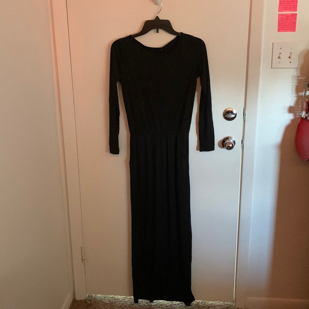 Two Maxi dresses; Black and Forest Green